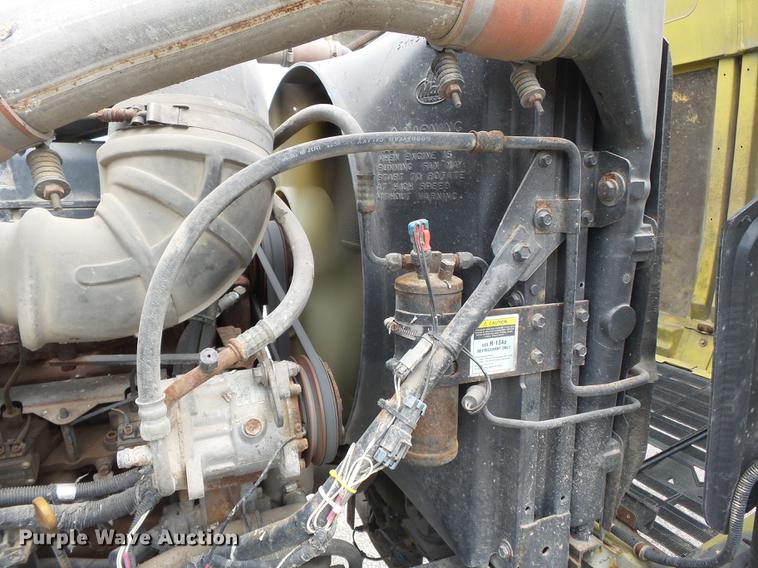 image for item DB7044 1999 Mack CH613 fertilizer tender truck