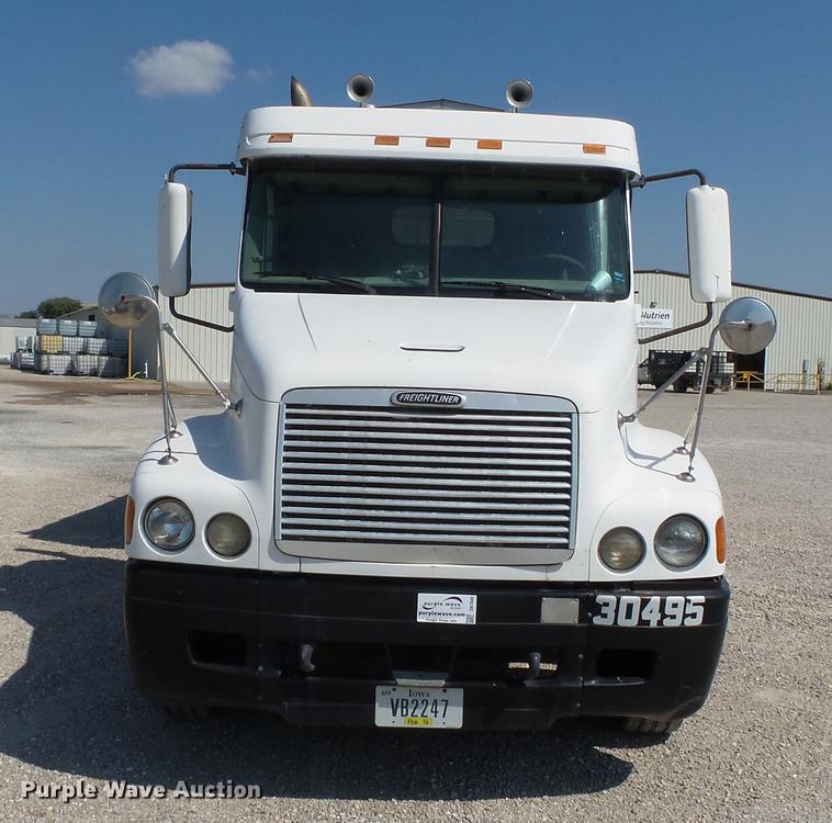 image for item DB7045 2000 Freightliner Century Class fertilizer tender truck