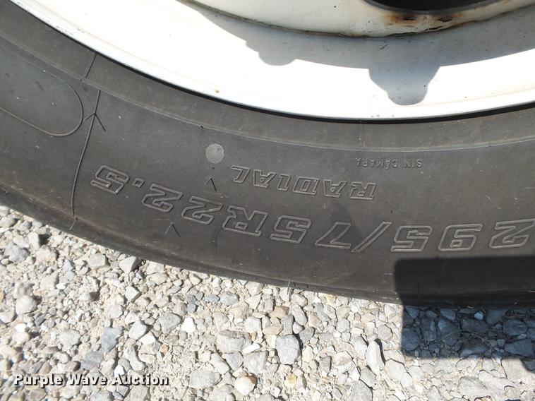 image for item DB7045 2000 Freightliner Century Class fertilizer tender truck