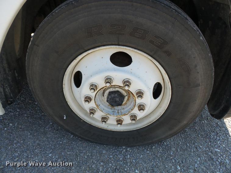 image for item DB7045 2000 Freightliner Century Class fertilizer tender truck