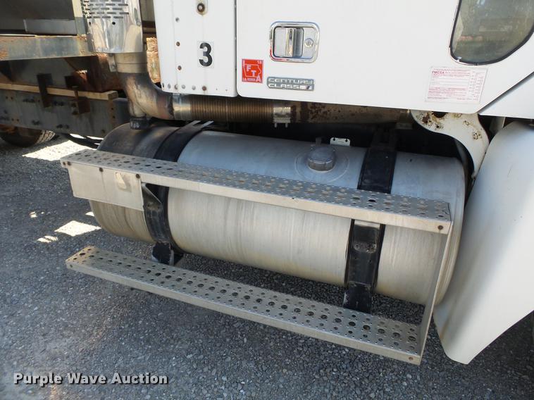 image for item DB7045 2000 Freightliner Century Class fertilizer tender truck