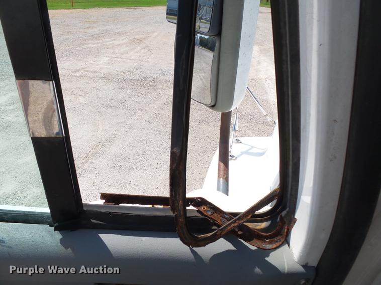 image for item DB7045 2000 Freightliner Century Class fertilizer tender truck