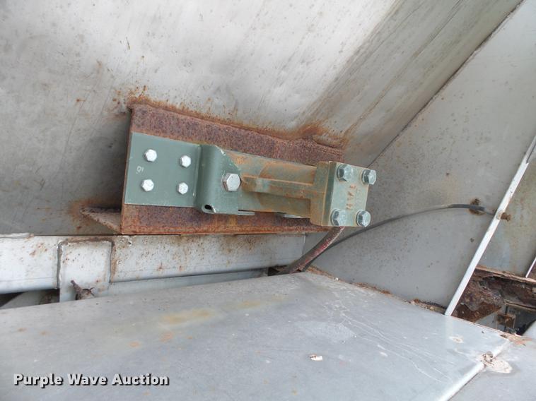 image for item DB7046 2001 Mack CX613 fertilizer tender truck