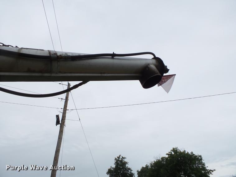 image for item DB7046 2001 Mack CX613 fertilizer tender truck