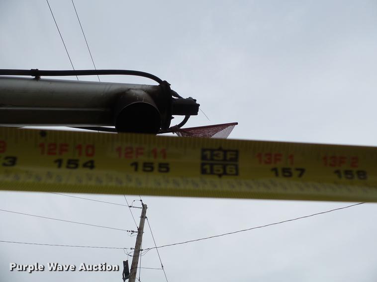 image for item DB7046 2001 Mack CX613 fertilizer tender truck