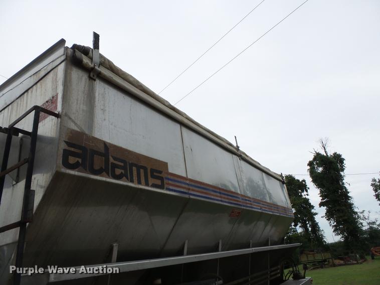 image for item DB7046 2001 Mack CX613 fertilizer tender truck