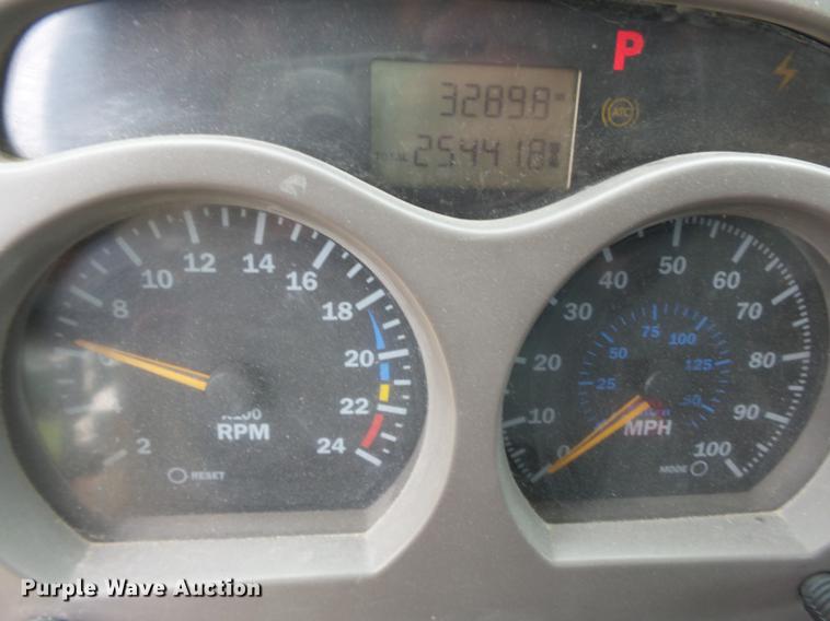 image for item DB7046 2001 Mack CX613 fertilizer tender truck