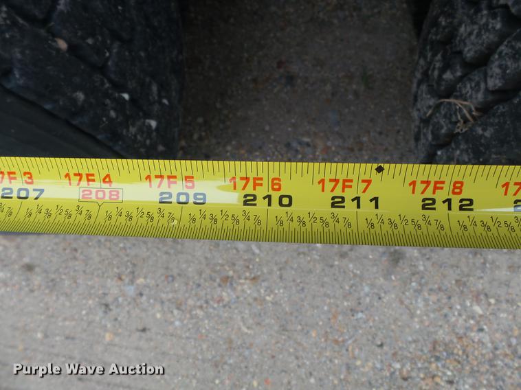 image for item DB7046 2001 Mack CX613 fertilizer tender truck