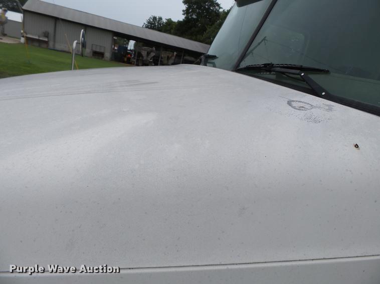 image for item DB7047 2002 Mack CX613 fertilizer tender truck