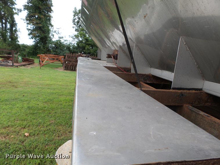 image for item DB7047 2002 Mack CX613 fertilizer tender truck