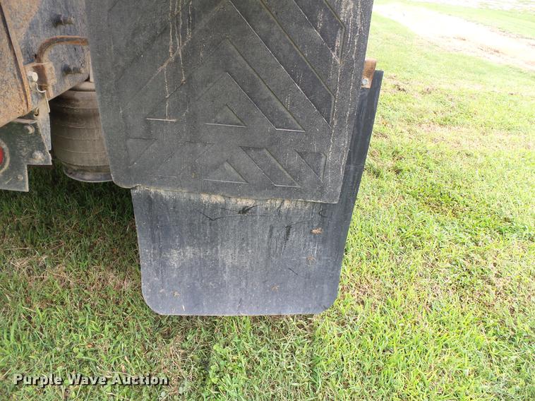 image for item DB7047 2002 Mack CX613 fertilizer tender truck