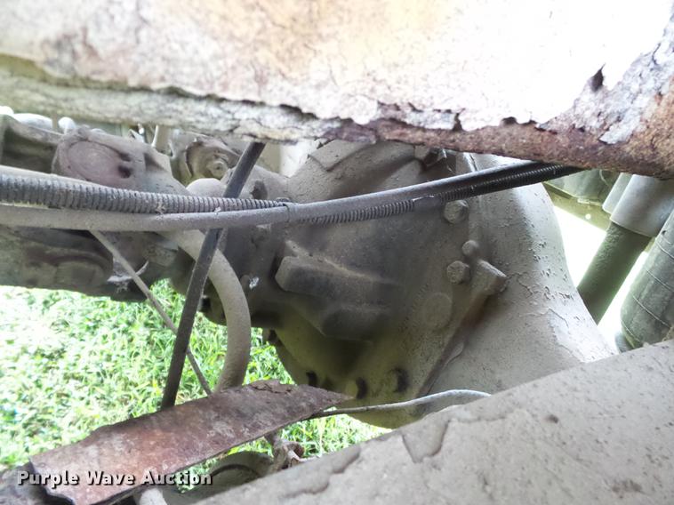 image for item DB7047 2002 Mack CX613 fertilizer tender truck