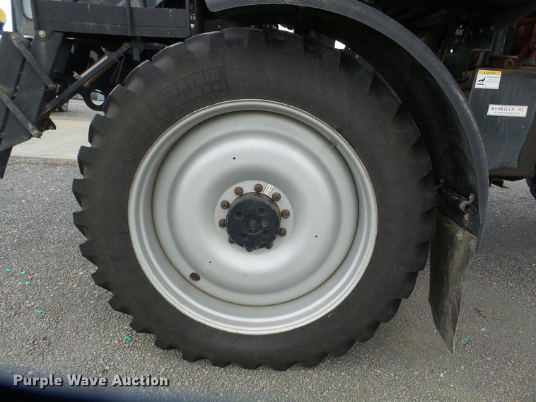 image for item DD2491 2015 RBR Venturi 350 Case IH applicator