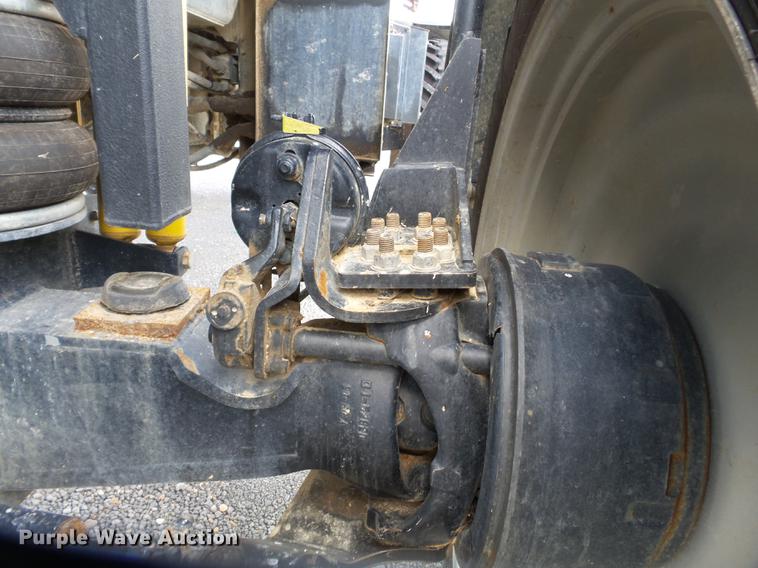 image for item DD2491 2015 RBR Venturi 350 Case IH applicator