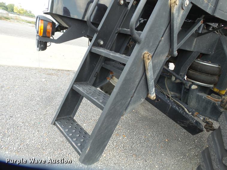 image for item DD2491 2015 RBR Venturi 350 Case IH applicator