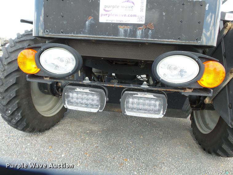 image for item DD2491 2015 RBR Venturi 350 Case IH applicator