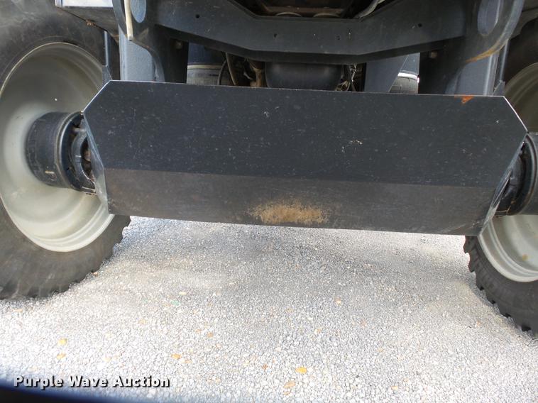 image for item DD2491 2015 RBR Venturi 350 Case IH applicator