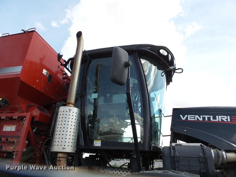 image for item DD2491 2015 RBR Venturi 350 Case IH applicator