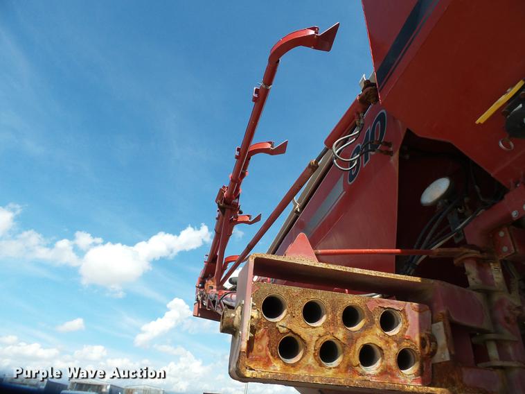 image for item DD2491 2015 RBR Venturi 350 Case IH applicator