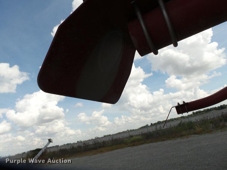 image for item DD2491 2015 RBR Venturi 350 Case IH applicator