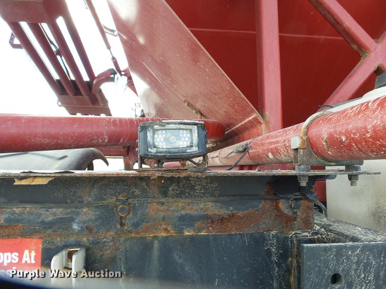 image for item DD2491 2015 RBR Venturi 350 Case IH applicator