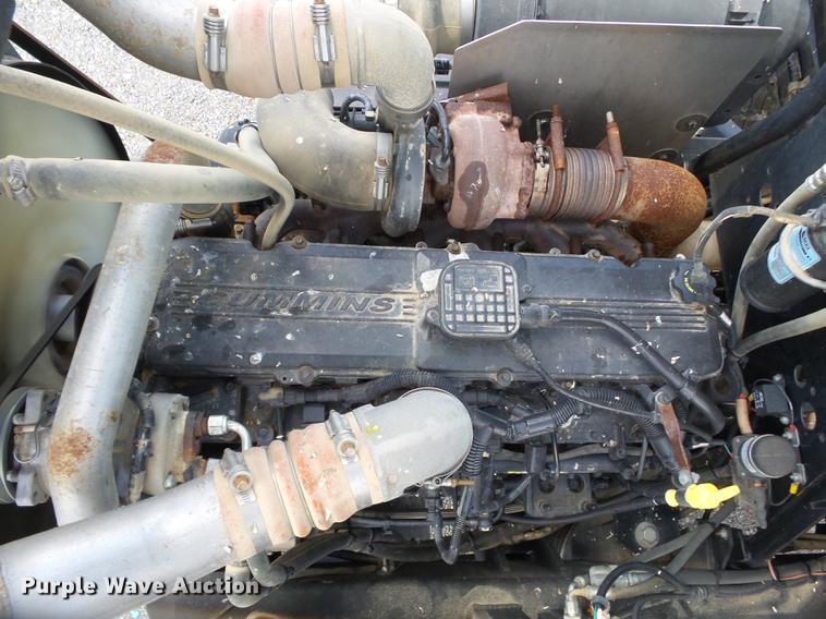 image for item DD2491 2015 RBR Venturi 350 Case IH applicator