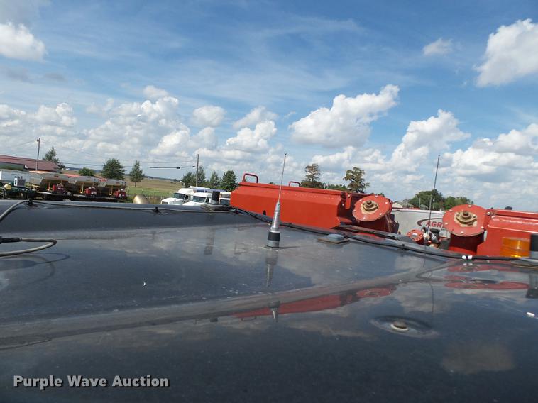 image for item DD2491 2015 RBR Venturi 350 Case IH applicator