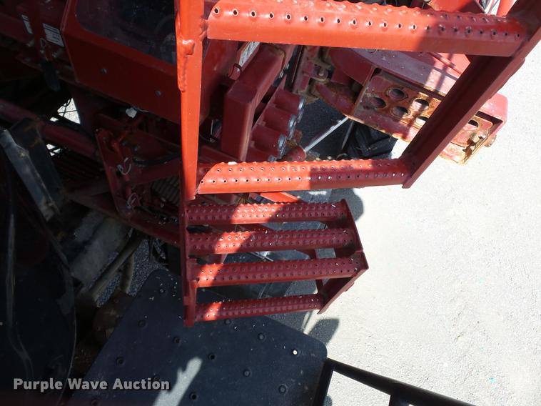 image for item DD2491 2015 RBR Venturi 350 Case IH applicator