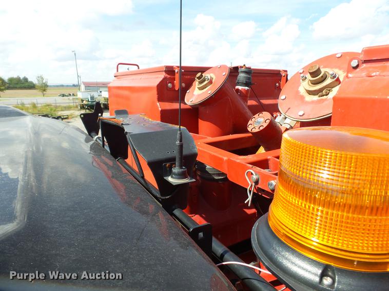 image for item DD2491 2015 RBR Venturi 350 Case IH applicator