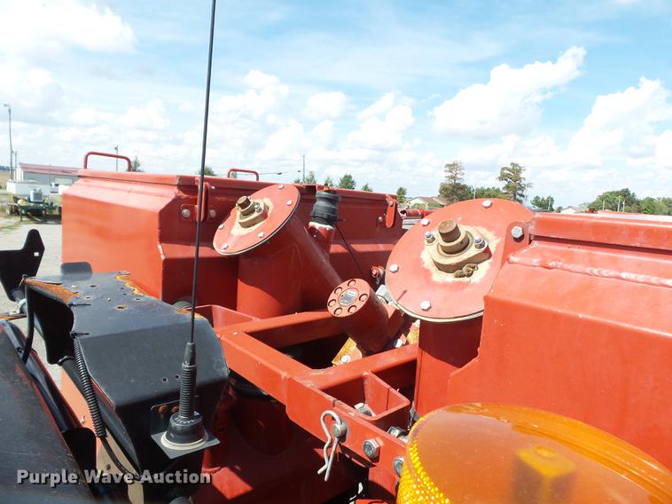 image for item DD2491 2015 RBR Venturi 350 Case IH applicator