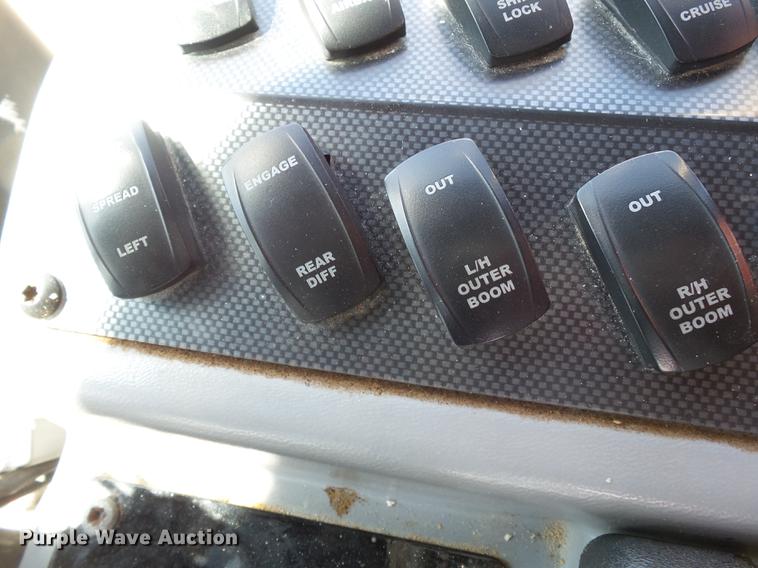 image for item DD2491 2015 RBR Venturi 350 Case IH applicator