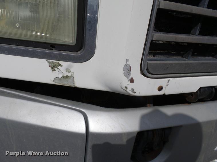 image for item DD2492 1997 Mack CH613 fertilizer tender truck