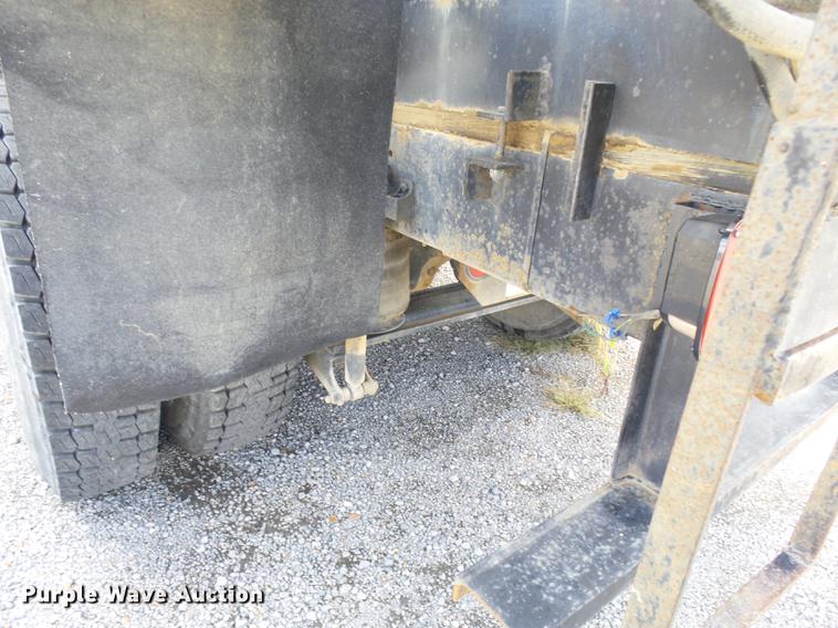 image for item DD2492 1997 Mack CH613 fertilizer tender truck