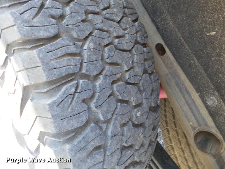 image for item DD2495 2014 GMC Sierra 1500 Crew Cab pickup truck