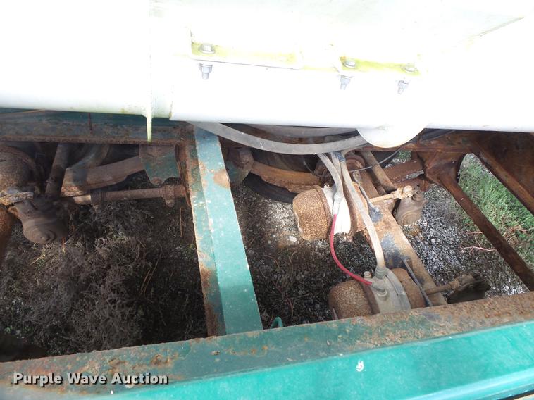 image for item DD2496 2010 Behnke DDT24 fertilizer tender trailer