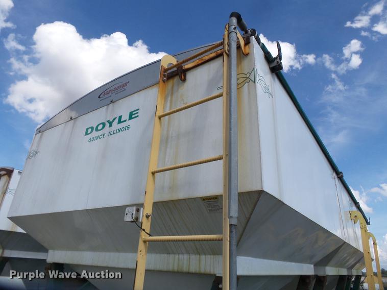 image for item DD2496 2010 Behnke DDT24 fertilizer tender trailer