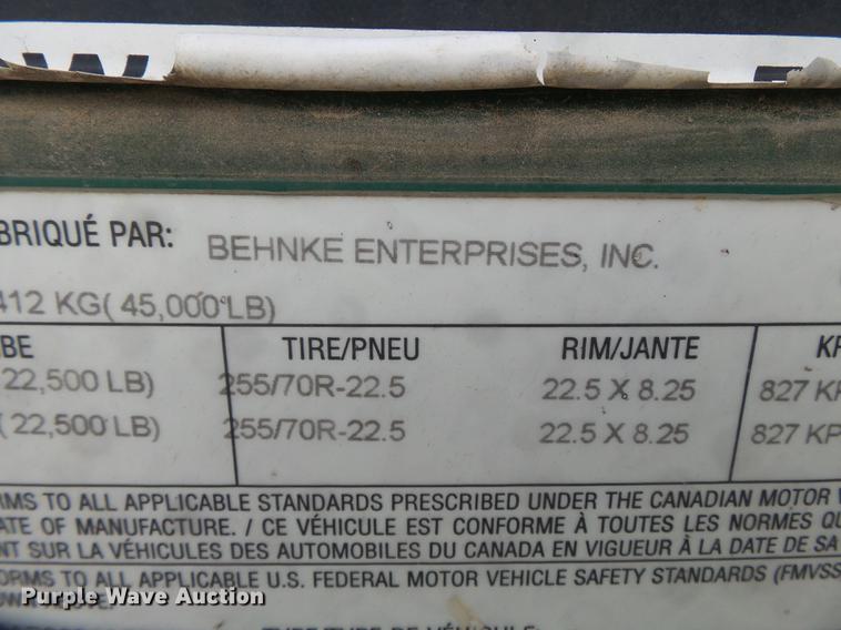 image for item DD2496 2010 Behnke DDT24 fertilizer tender trailer