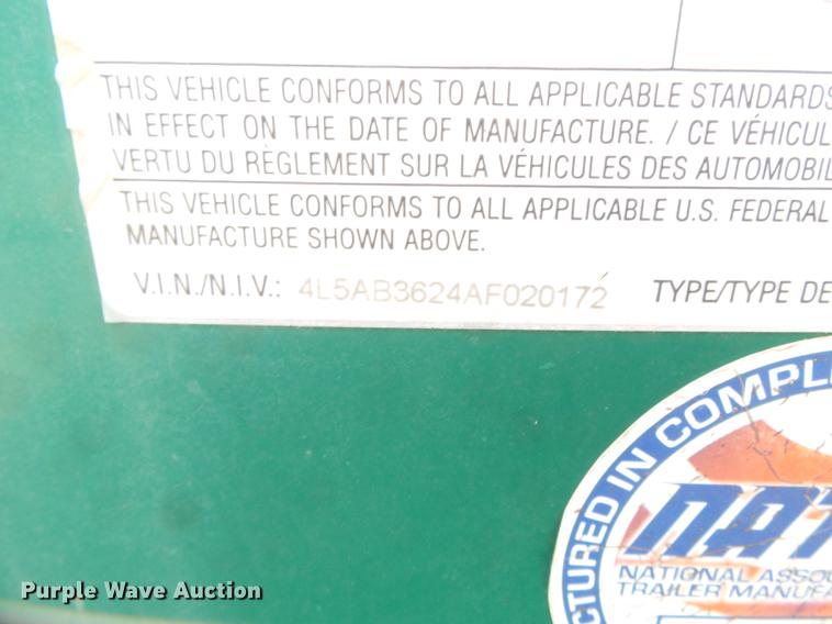 image for item DD2496 2010 Behnke DDT24 fertilizer tender trailer