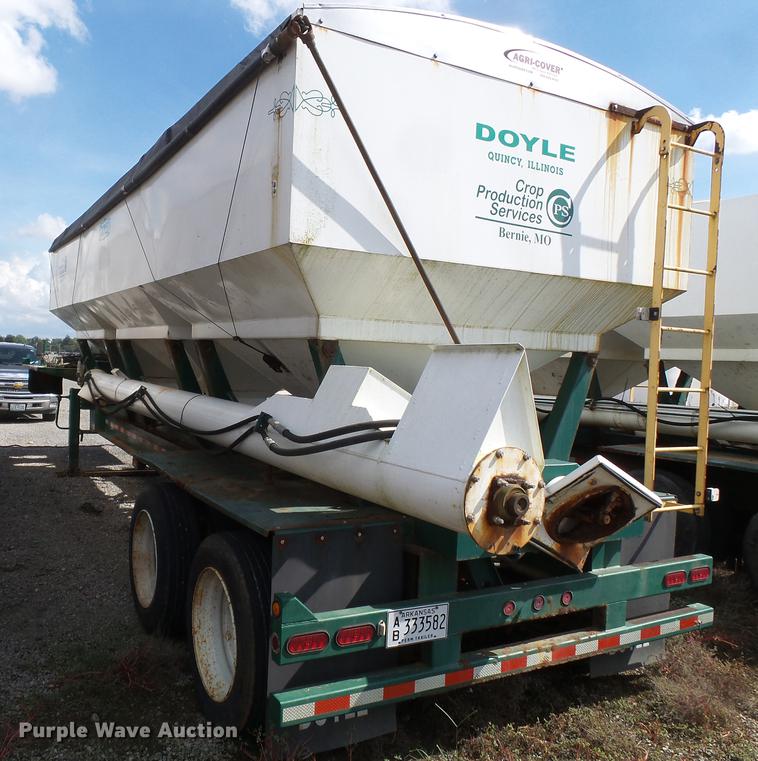 image for item DD2497 2010 Behnke DDT24 fertilizer tender trailer