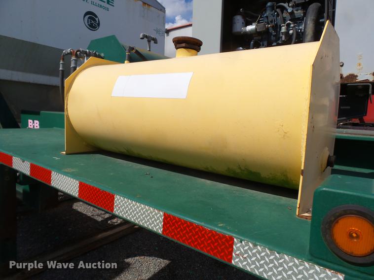 image for item DD2497 2010 Behnke DDT24 fertilizer tender trailer