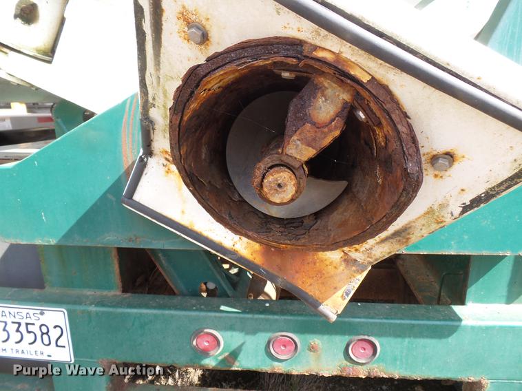 image for item DD2497 2010 Behnke DDT24 fertilizer tender trailer