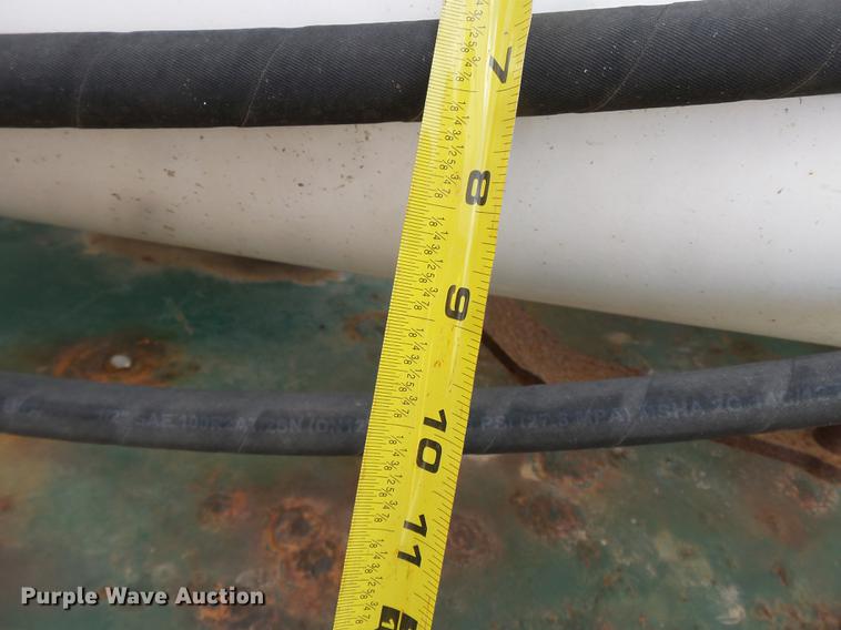 image for item DD2497 2010 Behnke DDT24 fertilizer tender trailer