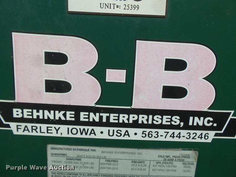 image for item DD2497 2010 Behnke DDT24 fertilizer tender trailer