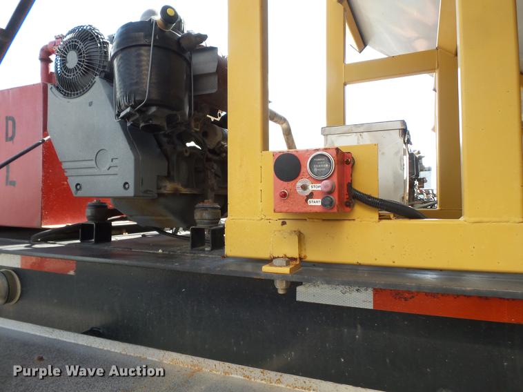 image for item DD2499 2012 KBH fertilizer tender trailer