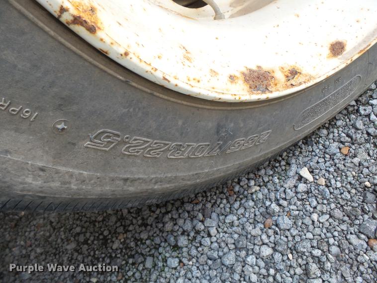 image for item DD2499 2012 KBH fertilizer tender trailer