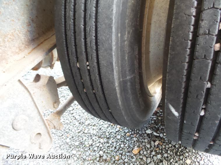 image for item DD2499 2012 KBH fertilizer tender trailer