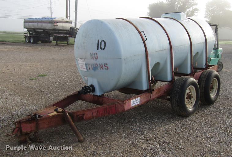 image for item DD4315 Fertilizer nurse tank trailer