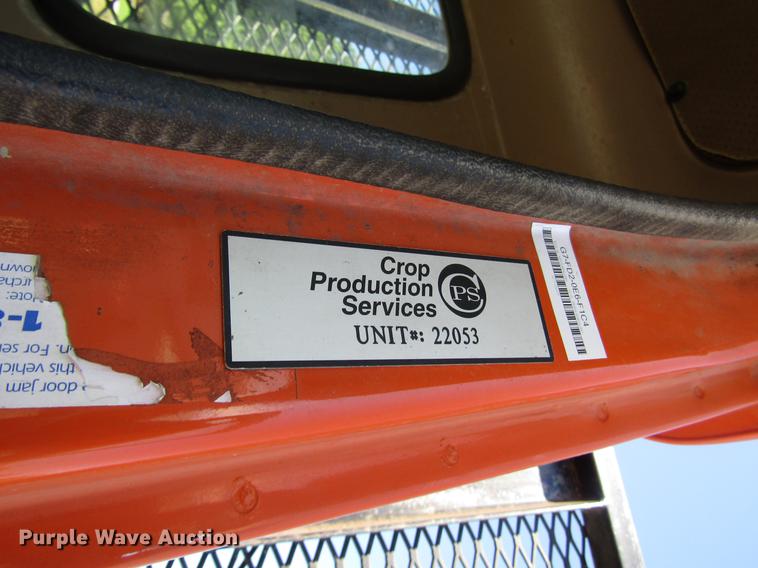 image for item DD4337 1986 International S1600 flatbed truck