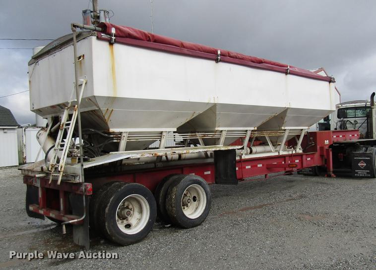 image for item DD4387 2005 B-B tender trailer