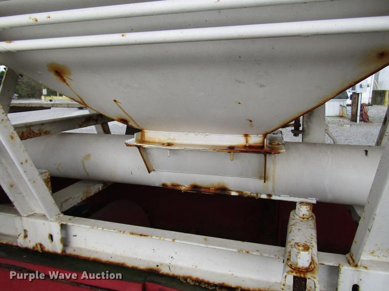 image for item DD4387 2005 B-B tender trailer